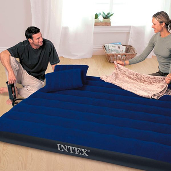 Intex Queen Set / 12-68765 Matelas gonflable Valve 2 en 1 2 coussins / pompe à air inclus 152 x 203 x 22 cm – Image 3